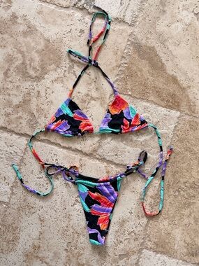 Vincijia Swim String Triangle Bikini Set in Black Tropic